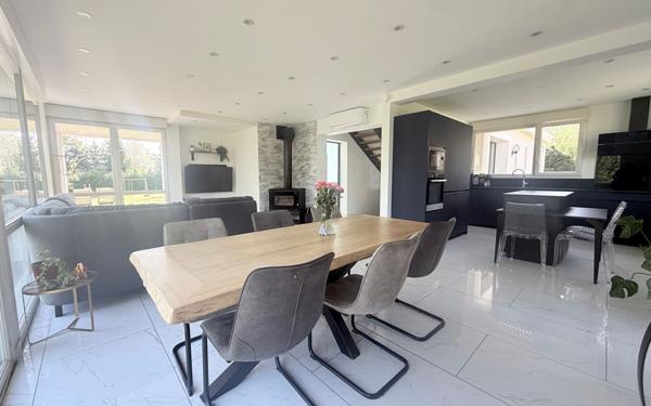 Maison à vendre    6 pièces •  Laon