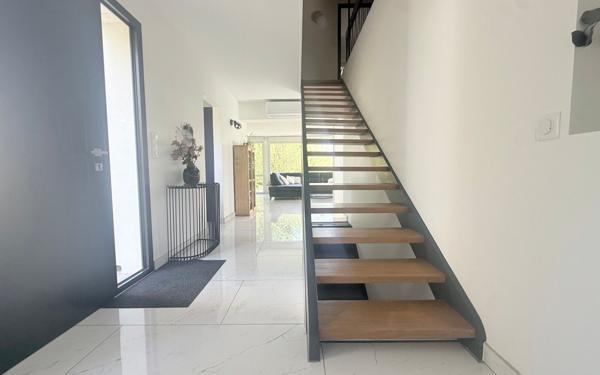 Maison à vendre    6 pièces •  Laon