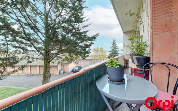 Appartement à vendre    4 pièces • 65 m2 Villeurbanne