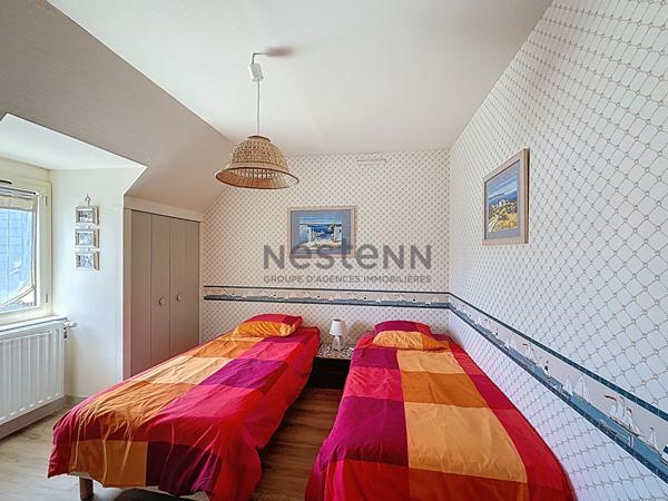 Maison d'architecte située à Chalonnes sur Loire au calme avec beau terrain arboré