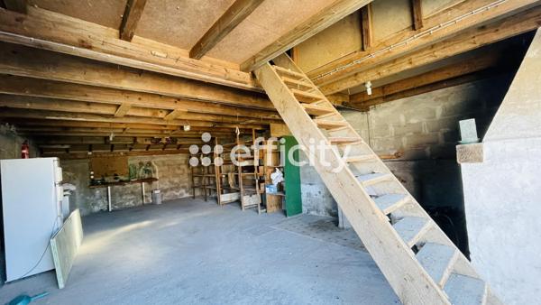 Maison
         2 pièces
        - 90 m² 135 000 € *