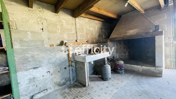 Maison
         2 pièces
        - 90 m² 135 000 € *