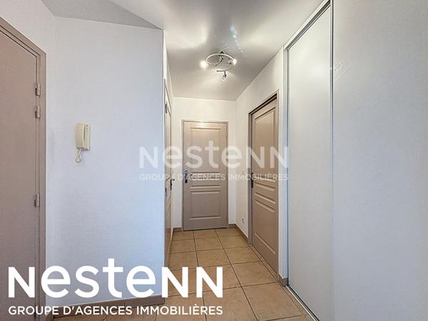 Appartement 2 pièces 45.2 m2 - Box - Terrasse - Piscine