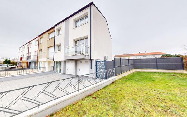 Maison à vendre    5 pièces •  Talange