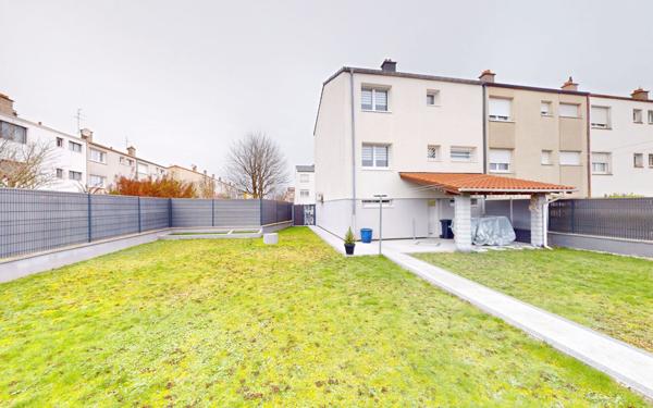 Maison à vendre    5 pièces •  Talange