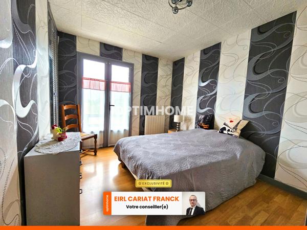 MAISON DE 156 M² AVEC UN APPARTEMENT, L’ENSEMBLE SUR 762 M² DE TERRAIN CLOS :