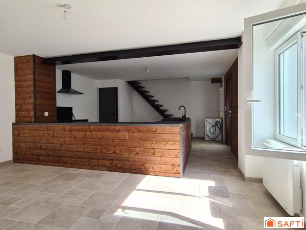 Spacieuse maison entièrement rénovée, 3 chambres et garage à Epinal.