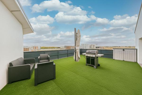 Appartement Duplex 4 pièces et terrasse en dernier étage
