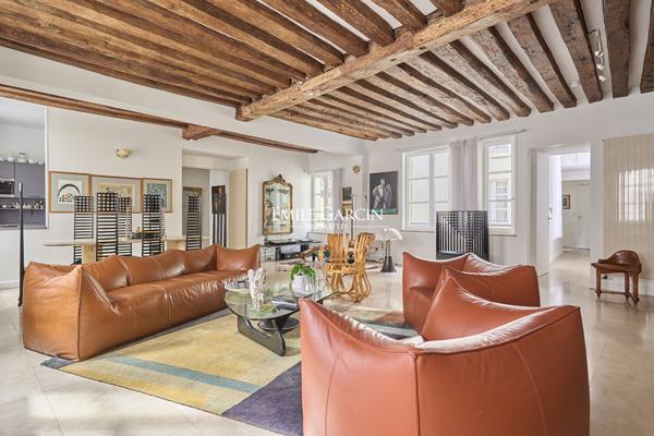 A vendre - Appartement - Paris 75005 - Maubert-Mutualité - calme - ascenseur
