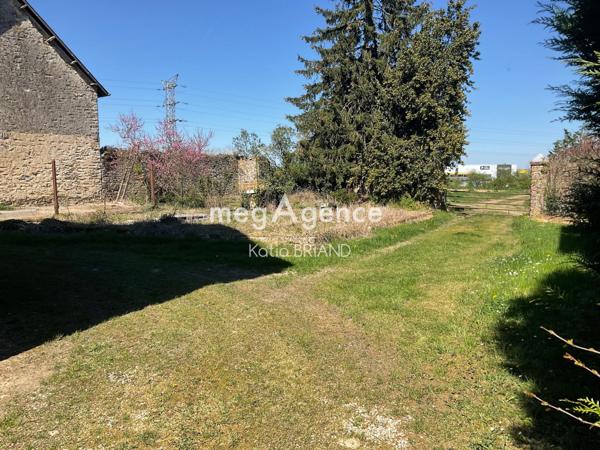 Maison à LAVAL, 53000 - 8 pièces 204m²