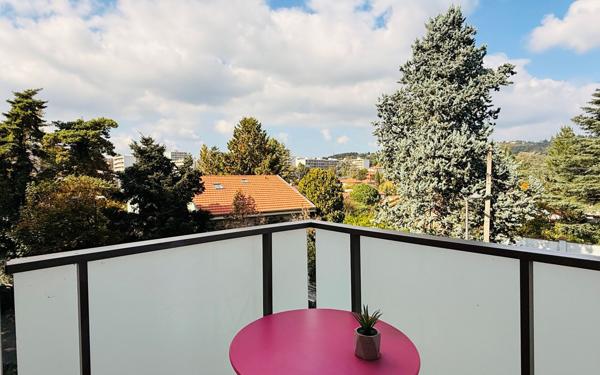 Appartement à louer    3 pièces • 54,38 m2 Oullins