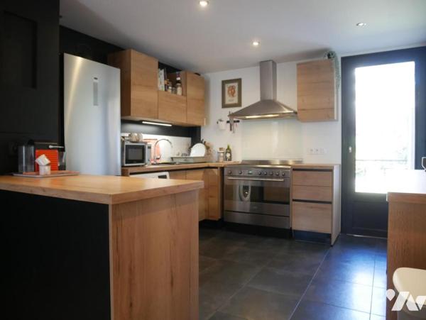 Secteur  "Mas Drevon - Stade Sabathé", Appartement rénové, 84 m², 4 pièces avec garage et cave. 