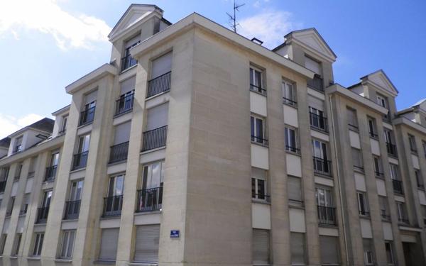 Appartement à louer    1 pièce •  Compiègne