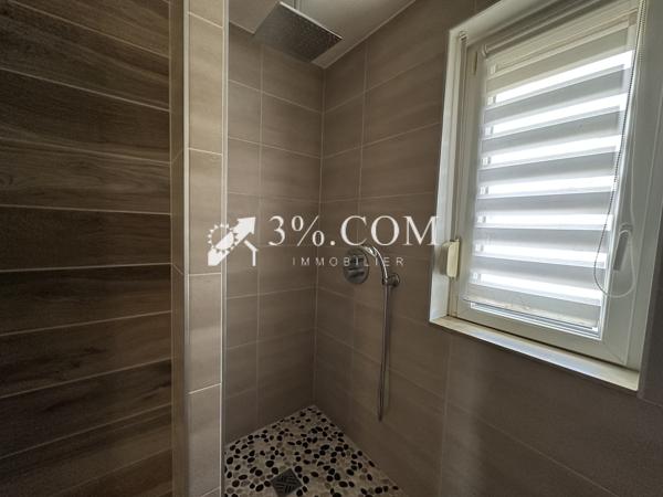 Appartement
                                                                                                                                                                                                                                                                                                                        5 pièce(s)                                                                                                                                                                                                          3 chambre(s)                                                                                                                                                                                                          100.05  m²