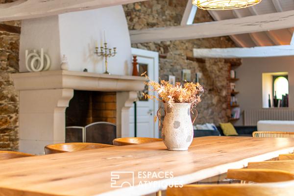 Propriété d’exception : Authentique longère rénovée