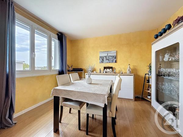 Appartement F5 à vendre  5 pièces - 80,75 m2 ST MICHEL SUR ORGE - 91