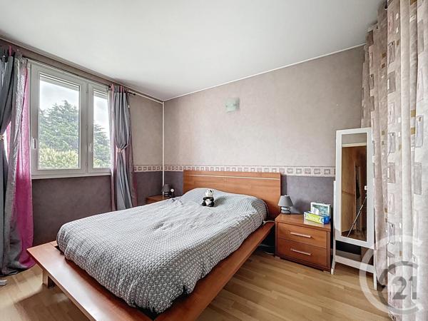 Appartement F5 à vendre  5 pièces - 80,75 m2 ST MICHEL SUR ORGE - 91