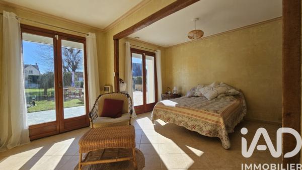 Maison à vendre 9 pièces 234 m² Morainvilliers