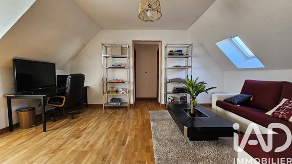 Maison à vendre 9 pièces 234 m² Morainvilliers