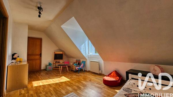Maison à vendre 9 pièces 234 m² Morainvilliers