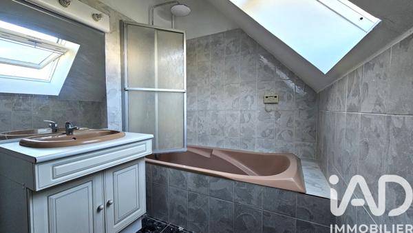 Maison à vendre 9 pièces 234 m² Morainvilliers
