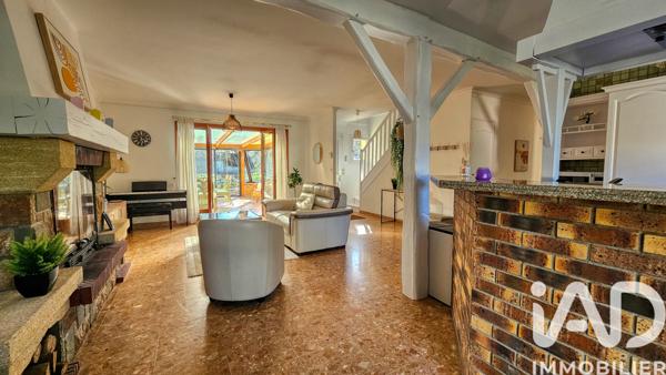 Maison à vendre 9 pièces 234 m² Morainvilliers