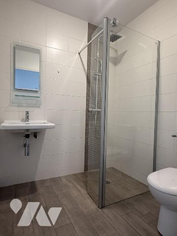 Maison traditionnelle contemporaine de plain-pied