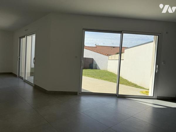 Maison traditionnelle contemporaine de plain-pied