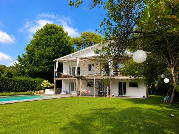 Grande villa au coeur des Abatilles Arcachon
