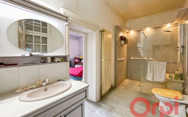 Maison à vendre    7 pièces • 253,89 m2 Bussy