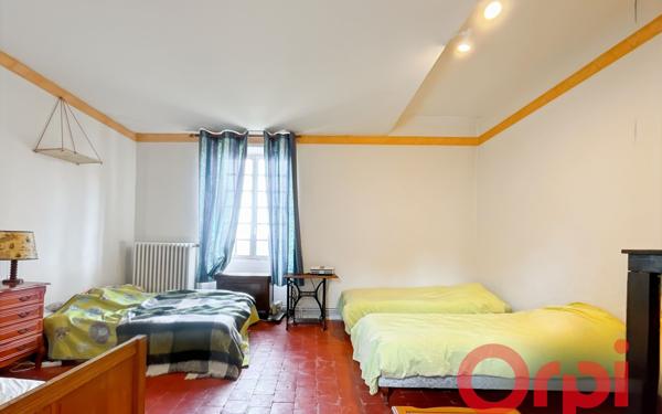 Maison à vendre    7 pièces • 253,89 m2 Bussy