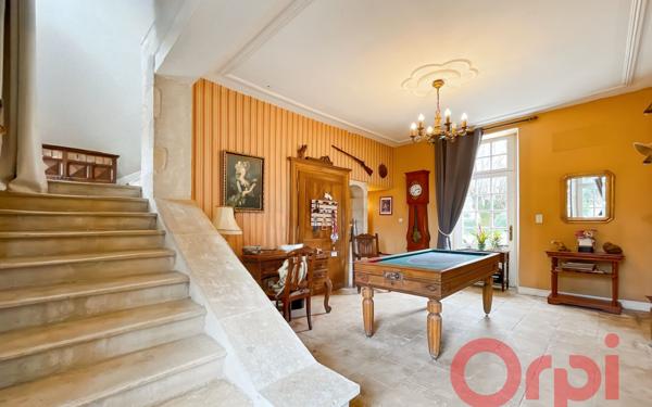 Maison à vendre    7 pièces • 253,89 m2 Bussy