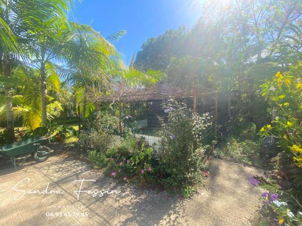 Charmante villa au coeur d'un cadre verdoyant