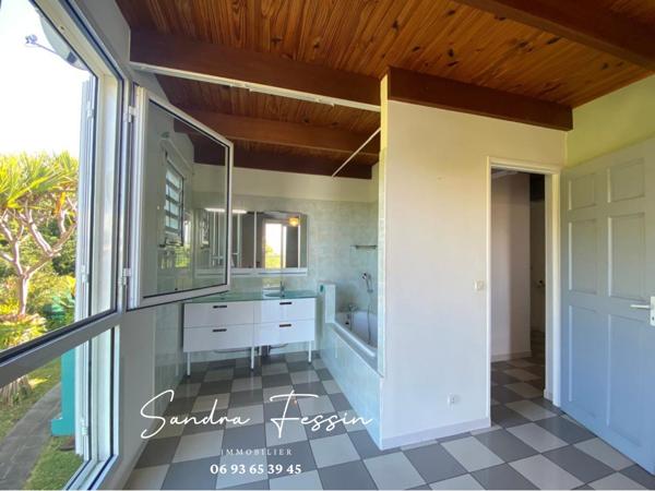 Charmante villa au coeur d'un cadre verdoyant