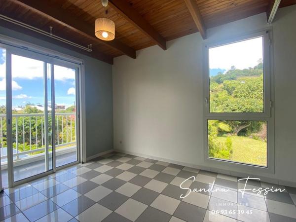 Charmante villa au coeur d'un cadre verdoyant