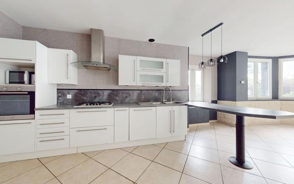 Appartement à vendre    5 pièces •  Hagondange
