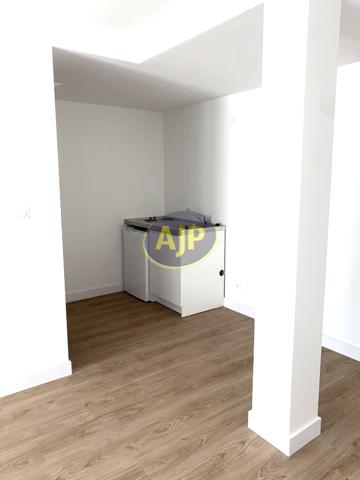 Location appartement Guemene Penfao : 330 € - AJP By Marie