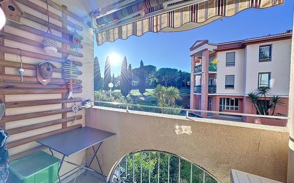 Appartement à vendre    2 pièces • 36,28 m2 Fréjus