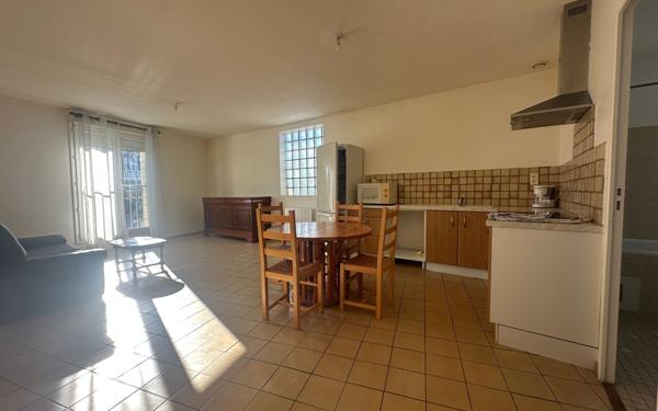 Appartement à louer    2 pièces • 58 m2 Lit-et-Mixe