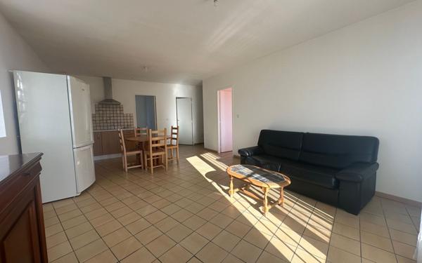 Appartement à louer    2 pièces • 58 m2 Lit-et-Mixe