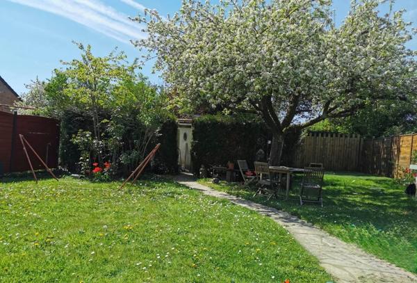 Maison rénovée 126m² 4 ch jardin sans vis à vis Bois l'Evêque