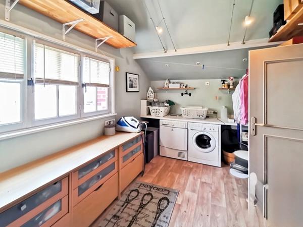 Maison rénovée 126m² 4 ch jardin sans vis à vis Bois l'Evêque