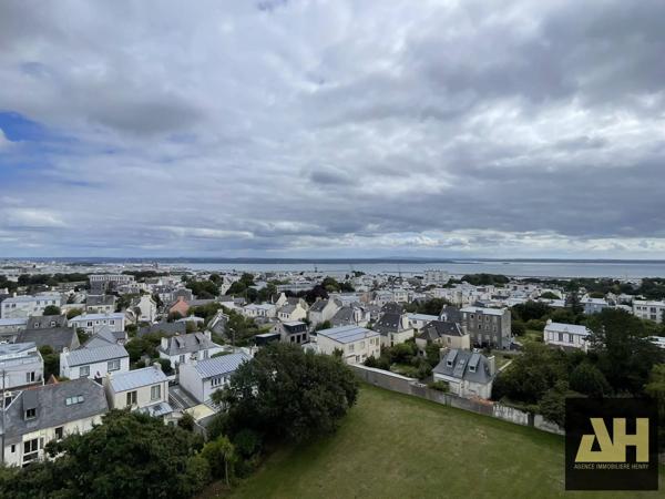 EXCLUSIVITE - BREST RIVE DROITE - APPARTEMENT T4 DE 74 M² - 2 CHAMBRES - DERNIER ETAGE - ASCENSEUR ET VUE RADE