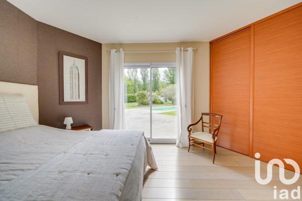 Maison 4 pièces de 155 m² à Cénac (33360)