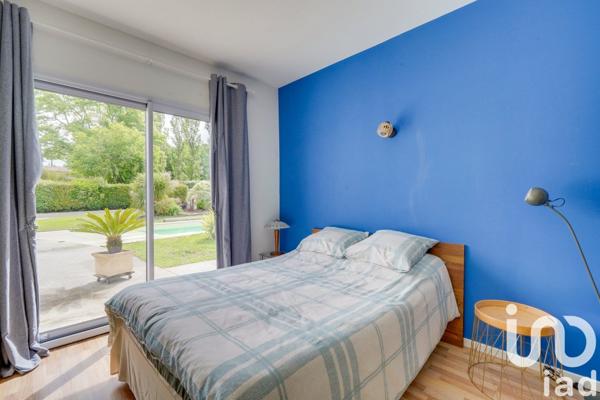 Maison 4 pièces de 155 m² à Cénac (33360)