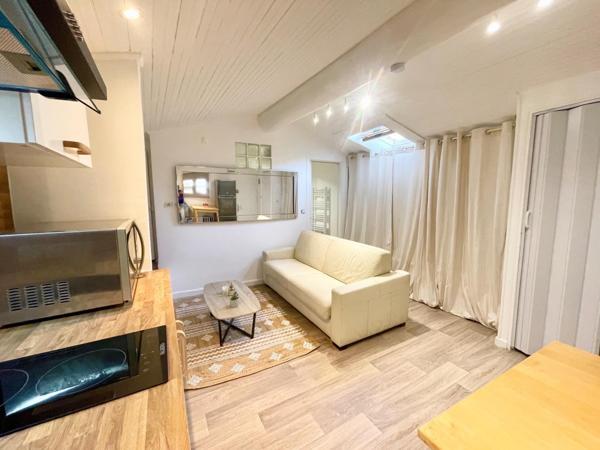 Immeuble à TOULON, 83200 - 279m²