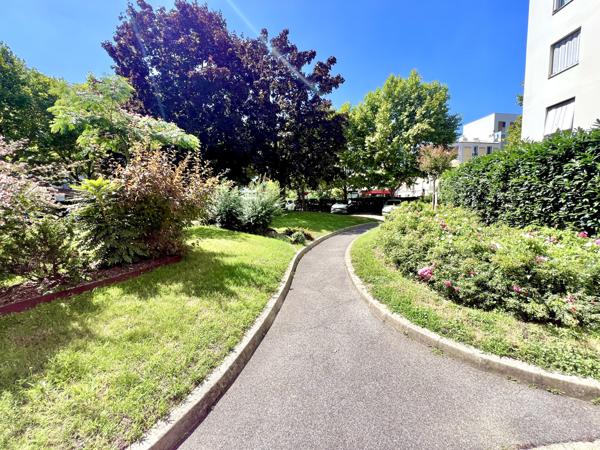 Appartement 3 pièces - 70 m² Exclusivité efficity