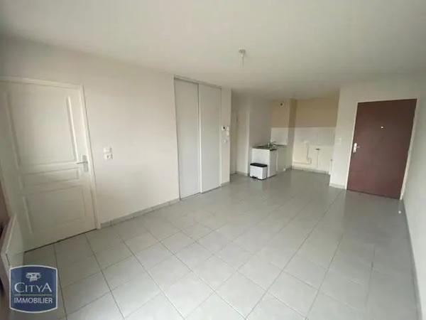 Appartement à louer 2 pièces 50.1m²