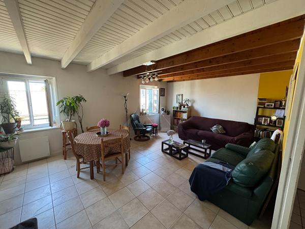 A VENDRE APPARTEMENT DUPLEX T4 LOUÉ À QUIMPER KERFEUNTEUN