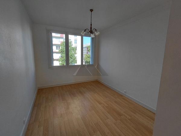 A LOUER BREST APPARTEMENT T4 FACS BELLEVUE KERGOAT
